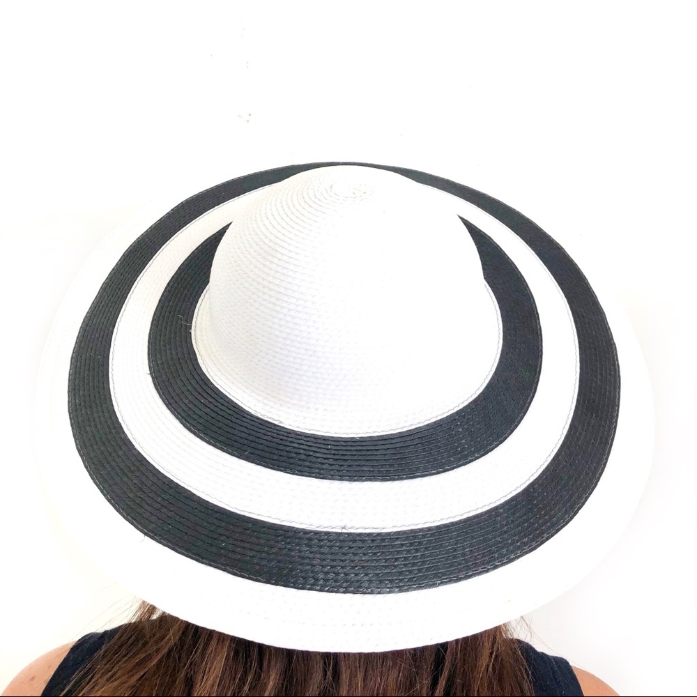 Vintage Wide Rim Sun Hat White with Black Stripes